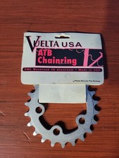 Plateau SPECIALITE TA 22 - neuf - 4 branches 58mm - Équipements vélos