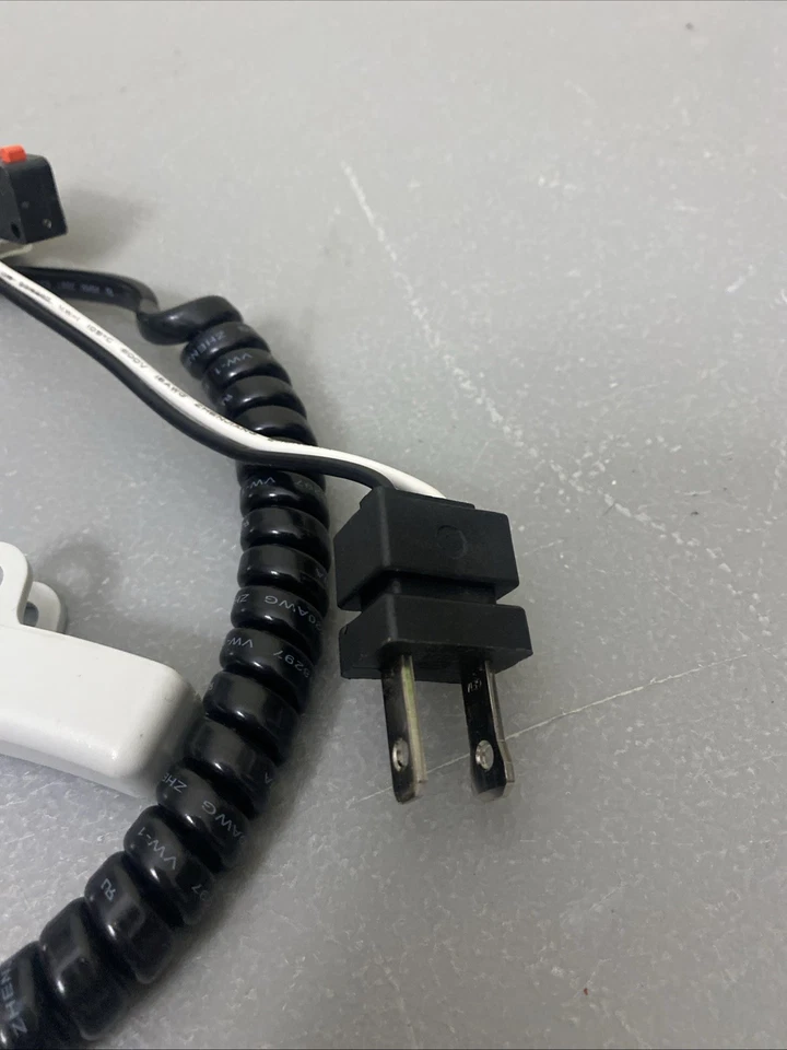 Used OEM Switch Trigger Assy For Homelite Electric String Trimmer 13” UT41113 - Image 2 of 4