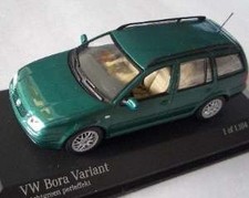 Minichamps - BORA VARIANT VW GREEN '99 1/43