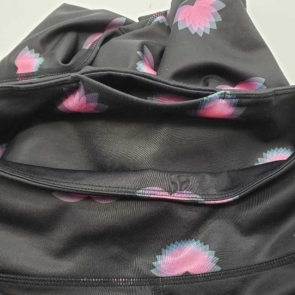 FP Movement Free People women US Small black leggings pink lotus flowers poly - Image 4 of 4