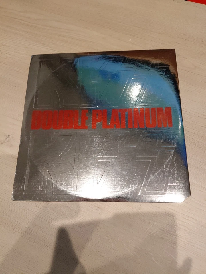 KISS Double Platinum COMPLETE  1978 2LP 1st US Press w/ AWARD & Merchandise Form - Image 4 of 4