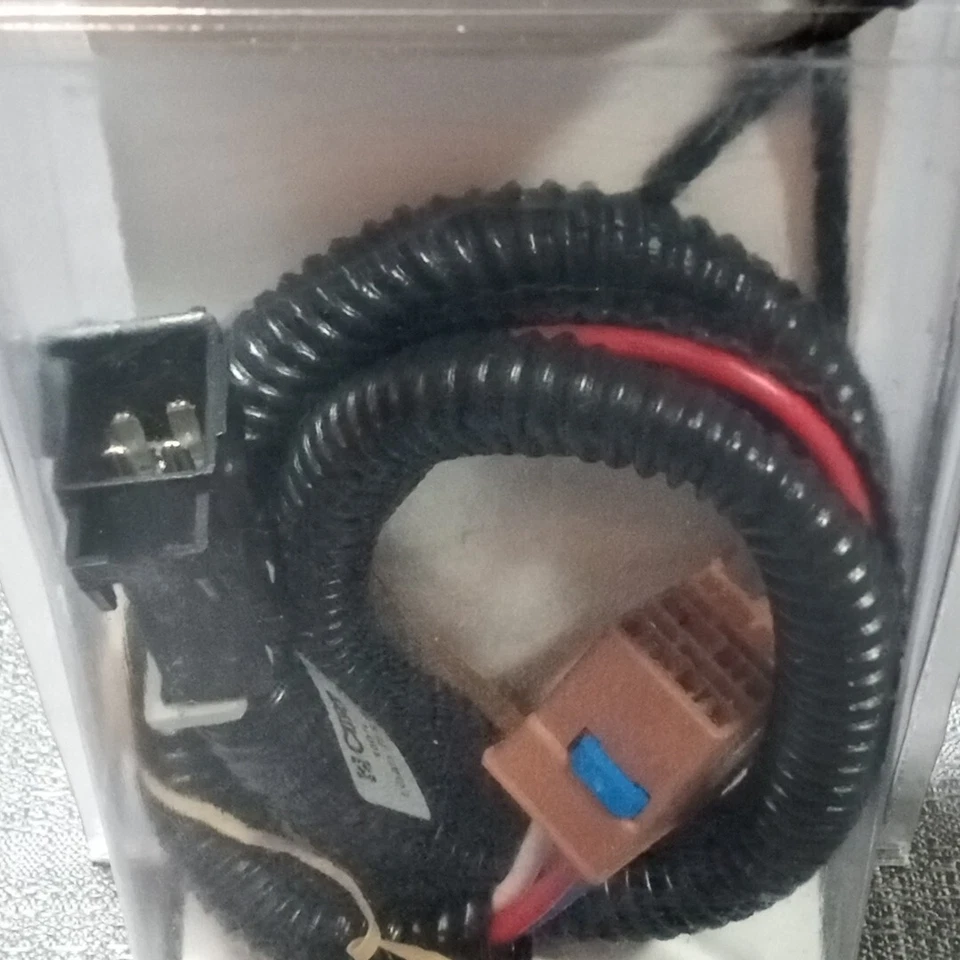 Адаптер быстрого ремня управления тормозами CURT 51343 подходит для 2002 GMC Yukon Sierra 3500 - Изображение 4 из 4