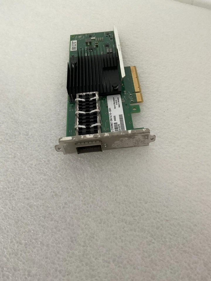 Intel(r) Ethernet CNA XL710-QDA1 10/40GbE QSFP PCIe Network Card - Image 3 of 3