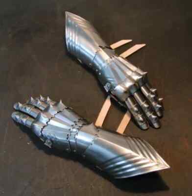 Medieval Late Gothic Knight Finger Gauntlets/Gloves Halloween Costume Accessory