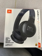JBL Live 675nc wireless on-ear headphones