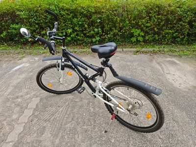 Mountainbike MTB Fully Fahrrad Ben Tucker vollgefedert TOP ZUSTAND