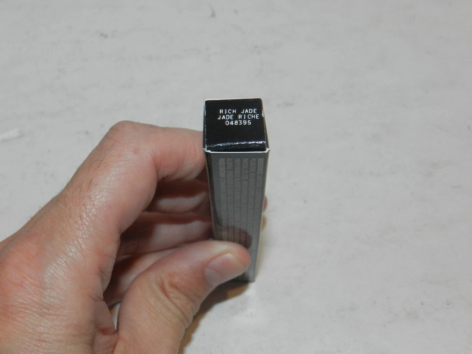 Mary Kay Eyeliner Rich Jade Green #048395 .01 oz Full Size NEW NIB - Image 2 of 2