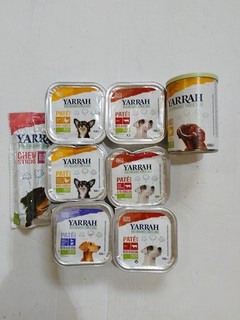 Yarrah Dog Food Pate Chunks Treats