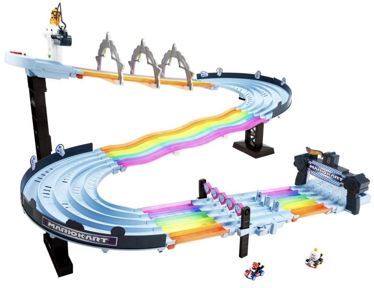 Hot Wheels Mario Kart Rainbow Road Race Track Set | Lights