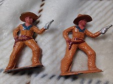 Lot Of 2 Lead Toy Cowboy With Pistol Barclay 753