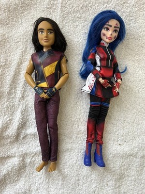 Disney Descendants 3 Signature Evie & Jay Dolls 