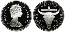 1982 CANADA SILVER DOLLAR in OGP ~ STERLING SILVER ~ .375 oz