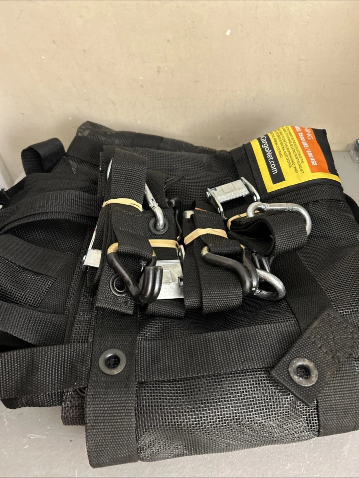 Heavy Duty Pickup Truck Cargo Net -Short Bed (SGN-100) | Gladiator Cargo Nets - Image 2 of 4