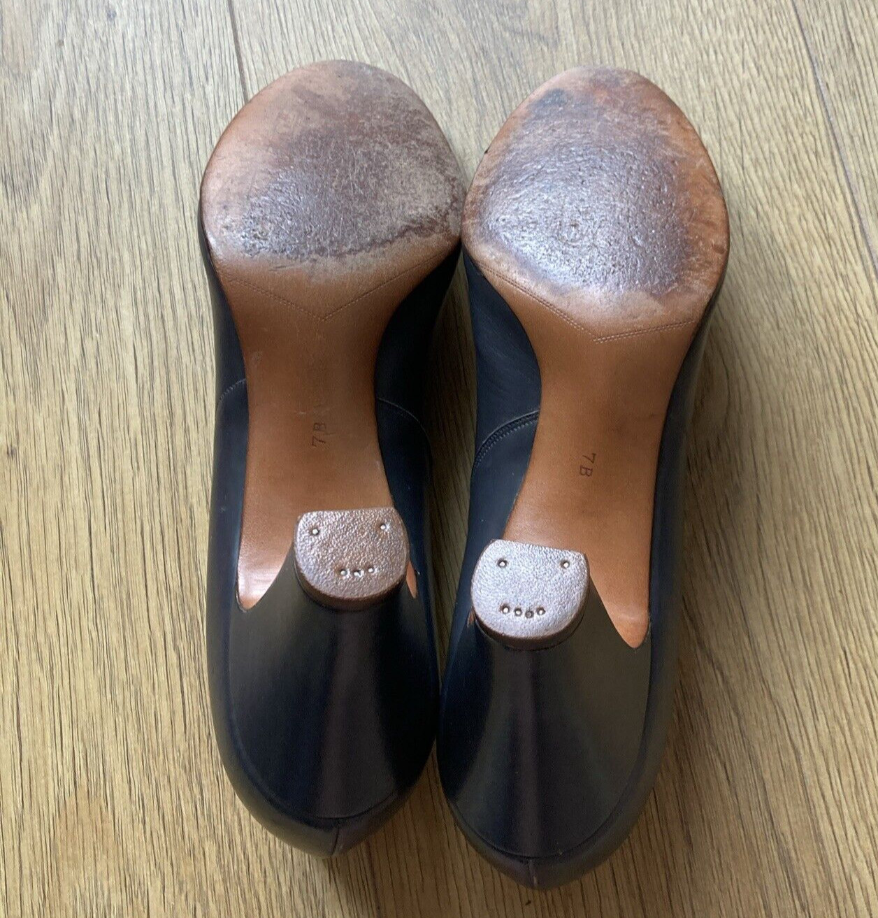 Vintage Ladies 1940s/1950s?  Grey All Leather  Shoes, Smallish Size 7B, Goodwood 10