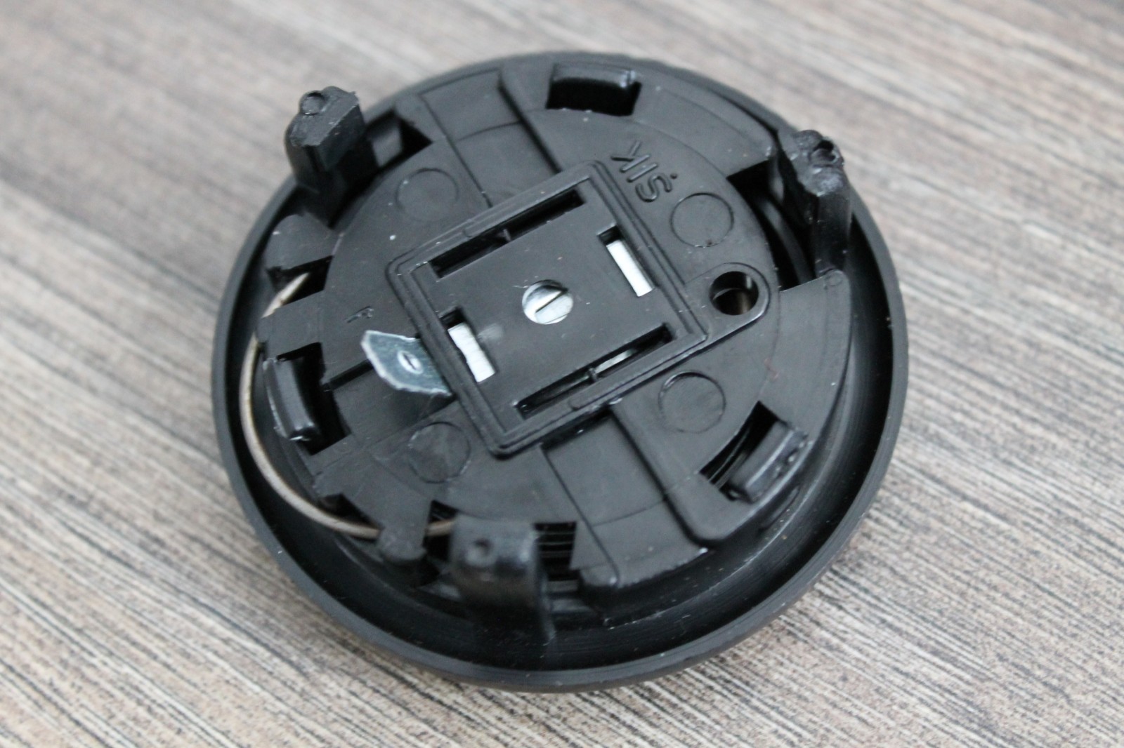 56mm Horn Button For Subaru – Fits MOMO, Sparco, Raid, Nardi Steering Wheels – Black, Electric