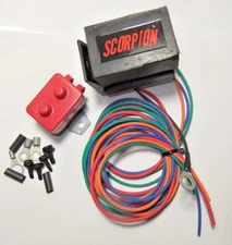 AUXILIARY 2-Circuit  1 Ignition  FUSE BLOCK WITH RELAY  & COVER & 30A C/B