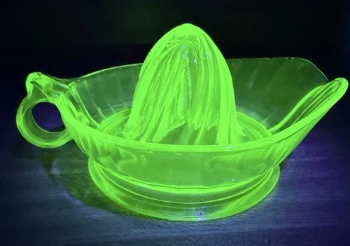Vintage Uranium Glass Citrus Juicer Reamer Green Depression Glass UV Glow