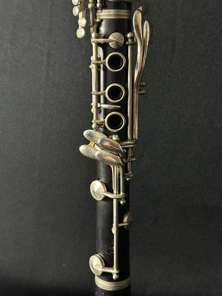 Clarinete de madera intermedio LeBlanc Noblet Francia modelo 27 (de colección 1977) Foto 4 de 4