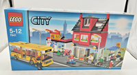 Lego 7641 City Corner NEW Sealed Misb City Town Bahnhof EOL Bus Retro