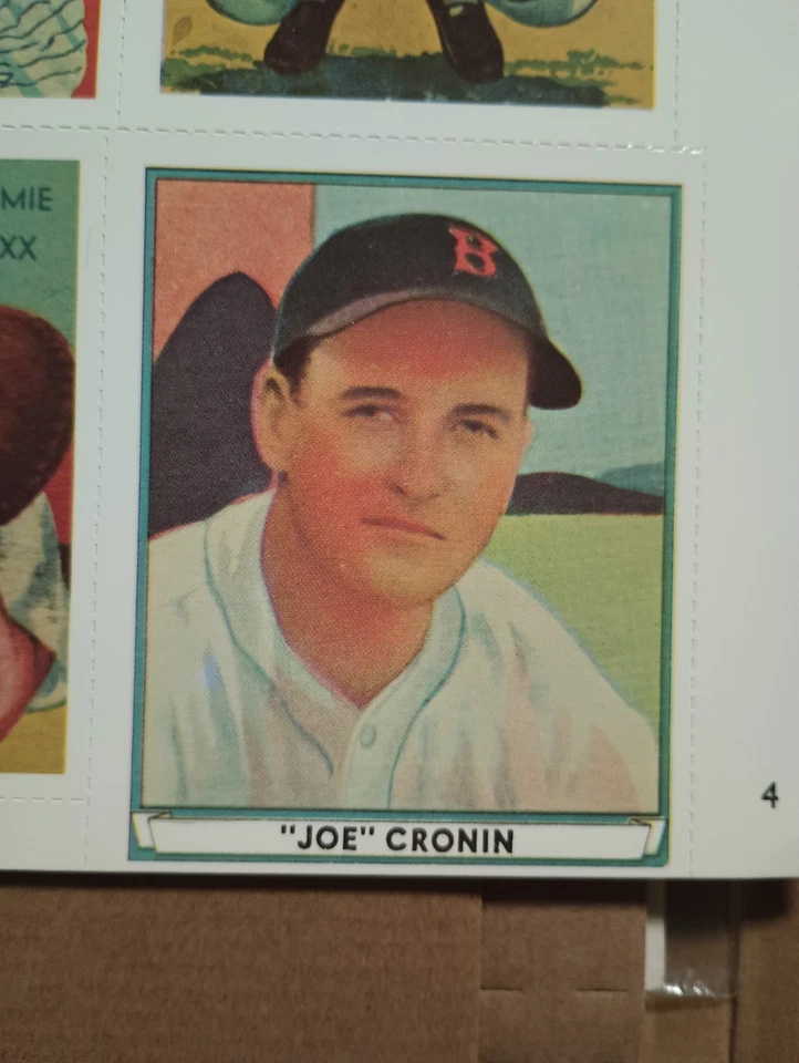 Tarjetas de béisbol sin cortar con Joe Cronin, Jimmie Foxx y otros reimpresión de Dover Foto 2 de 4