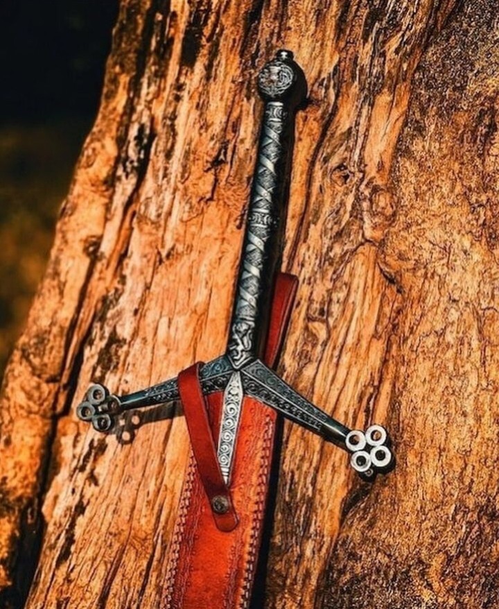 Handmade Scottish Claymore Sword J2 Steel Highland Claymore Black
