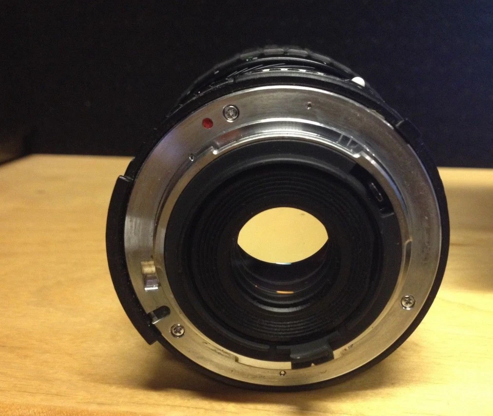 Lens Zoom SIGMA for NIKON AF Multi coated lens Made Japan 1:28-4 f= 35-70mm - Image 4 of 4