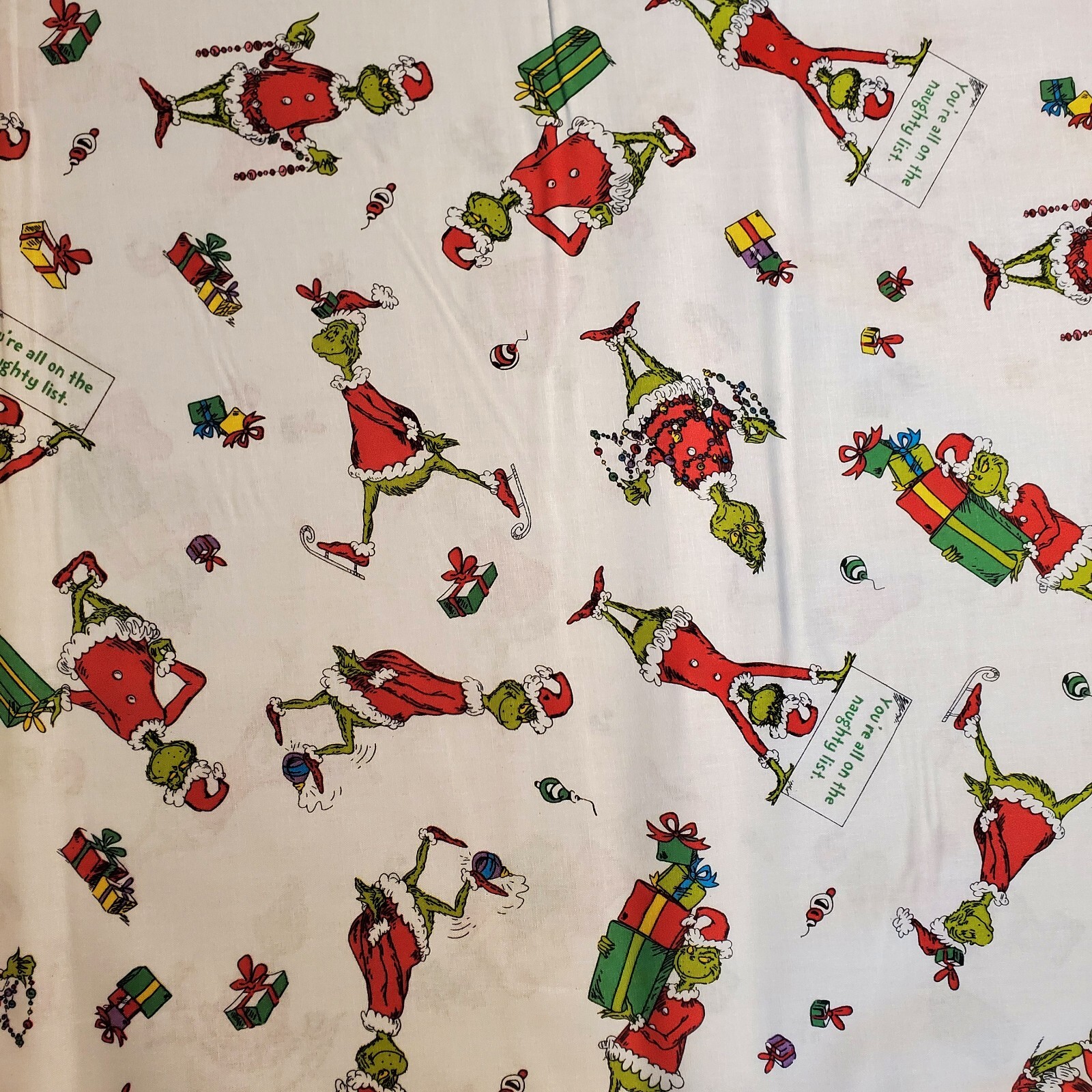 Dr. Seuss Grinch Fabric Robert Kaufman FQ HY BTY By the Yard Christmas