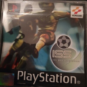 ISS PRO EVOLUTION 2 SONY PLAYSTATION PS1 FOOTBALL Complet Étiquette
