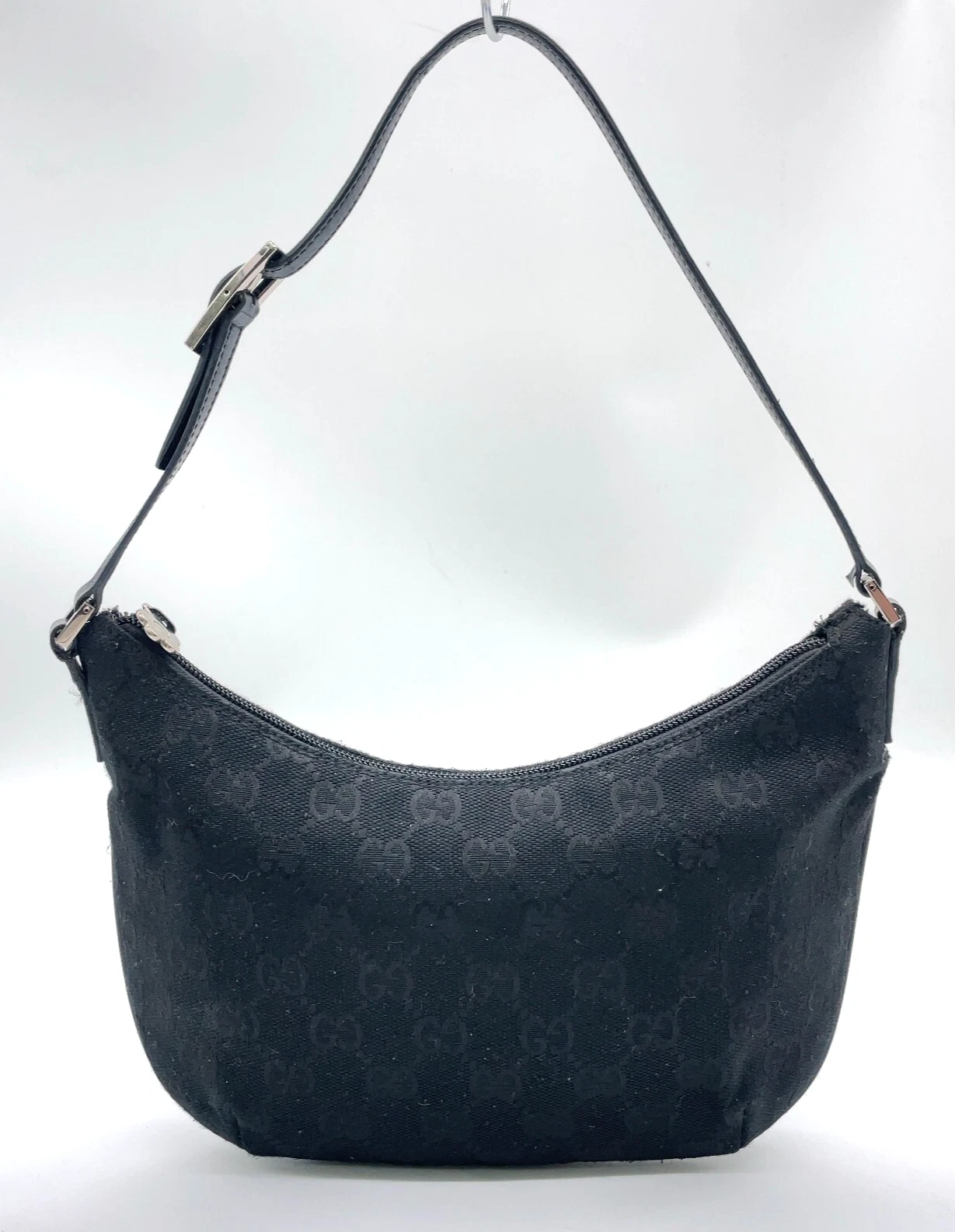 Authentique sac à bandoulière Gucci GG toile noire demi lune NS041395