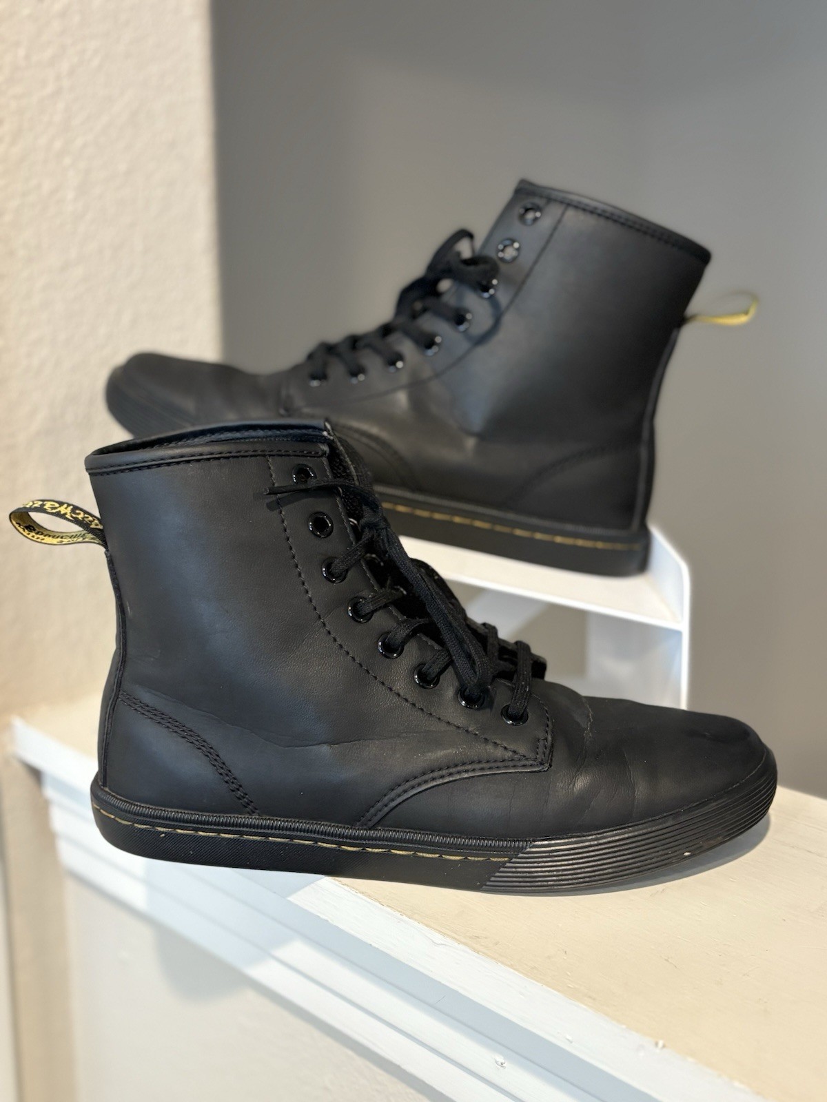 Dr. Martens Docs Doc Sheridan Hightop Sneakers Boots Black JY004 Womens Size 7