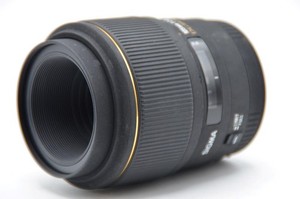 Sony fit 105mm f2.8 Macro Sigma EX DG Lens Manual Focus Only GOOD CONDITION