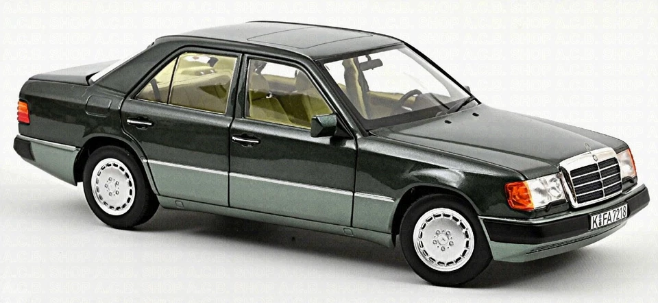 Mercedes-Benz 230 E 1989-95 W124 Nachtgrün Green Metallic 1:18 Norev 183952 - Image 2 of 4