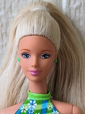 Pretty In Plaid Barbie 1998 | eBay