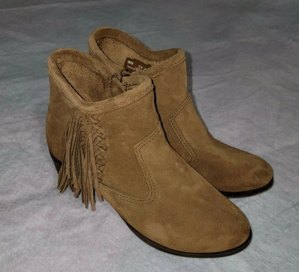 Minnetonka blake boot sale