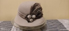 Beautiful RARE Vintage Louise Green Beige Wool Hat w/ Velvet Bow and Feathers