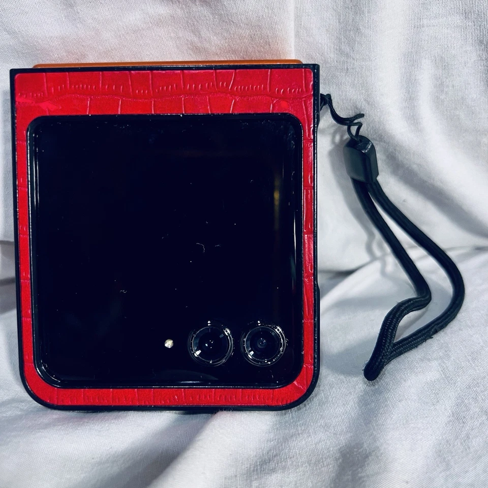 Motorola Razr 2024 XT2453-5 Cricket 256 GB restablecimiento de fábrica Google bloqueado IMEI limpio Foto 3 de 4