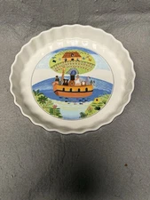 VINTAGE VILLEROY & BACH SCALLOPED 9 1/2" QUICHE PIE DISH ARC NAIF