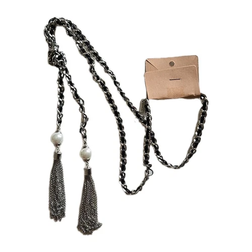 VETEMENTS Collana Mercato Nero Casa Bianca Cordino Nero Tono Argento Annodato Nappa Pendenti