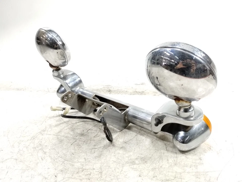 Кронштейн для крепления передних противотуманных фар указателей поворота 2000 00 Victory V92 SC - Изображение 4 из 4