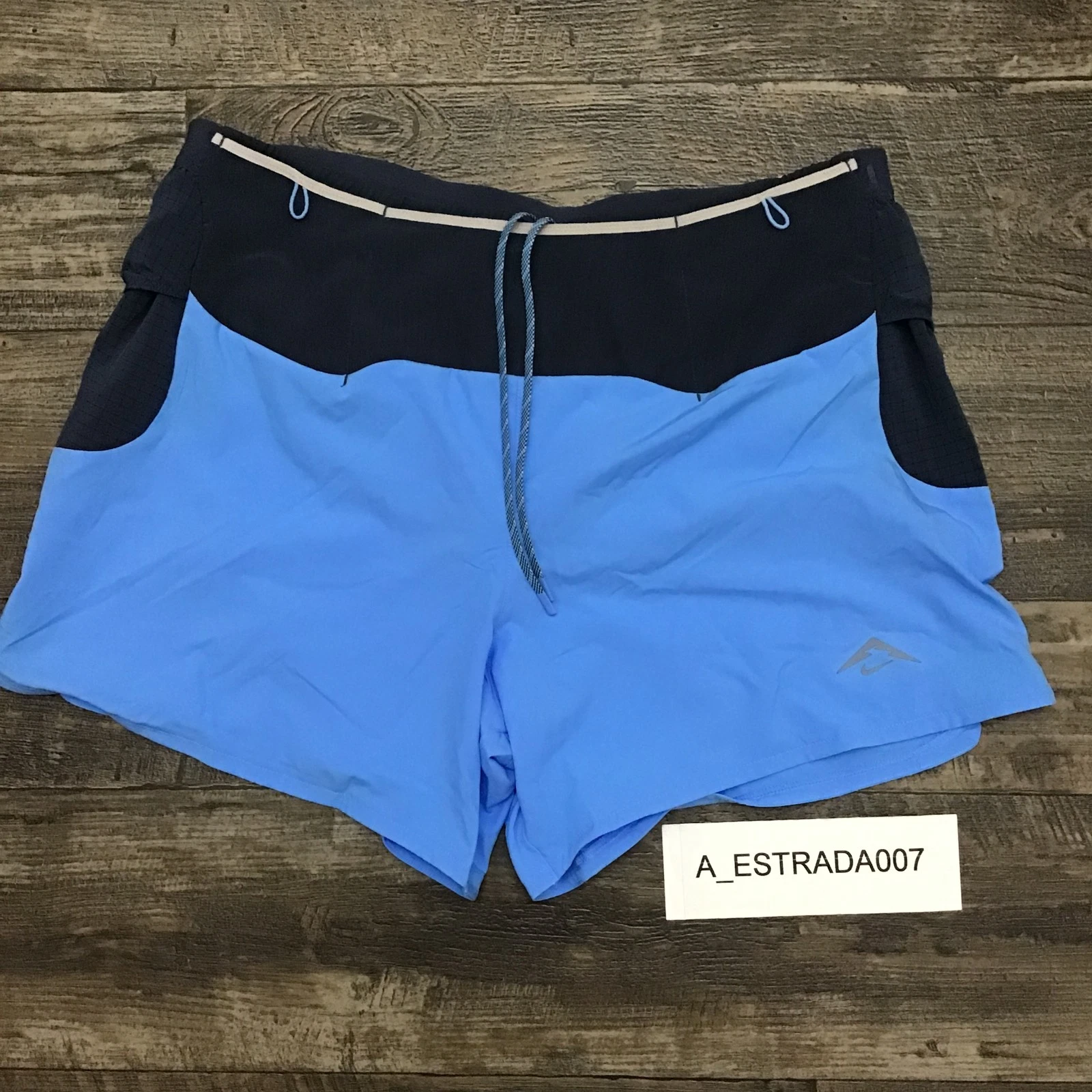 Nike Trail Dri-fit ADV Second Sunrise 5" Running Shorts Men's Large - HJ3572-412
Opens in a new wind