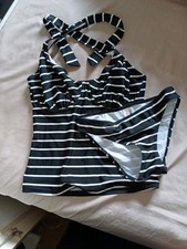 32 F/G Tankini Bikini Size 6 Bottoms