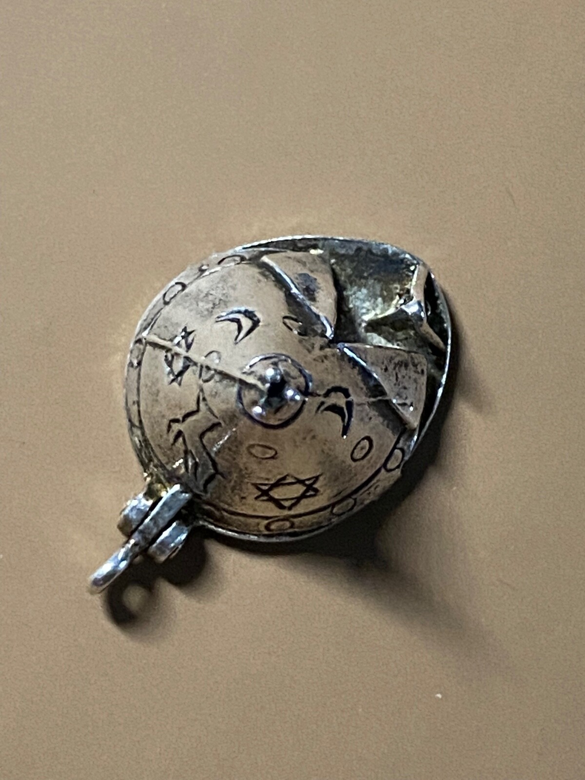 Picture 2 of 10