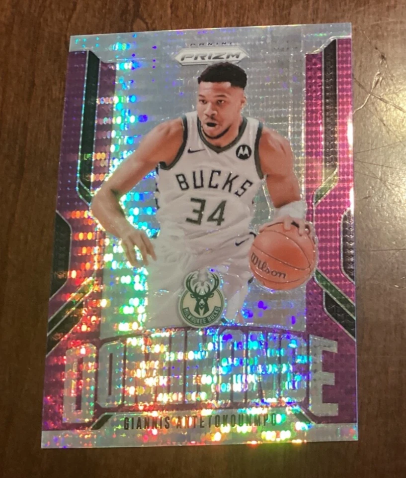 2024-25 Giannis Antetokounmpo Panini Prizm #15/35 Purple Pulsar Dominance #4