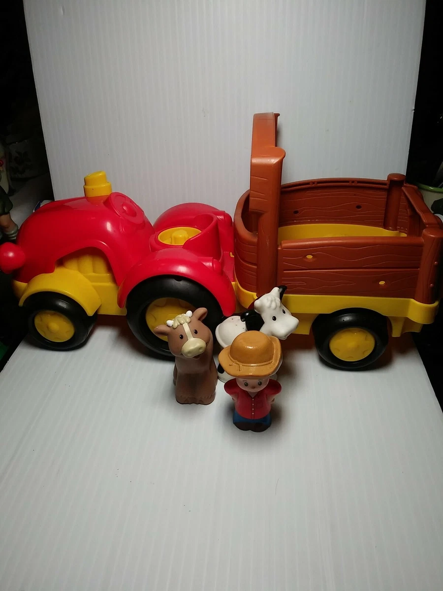 Fisher Price Little People Old MacDonald Tow n Pull Tractor Sounds Songs WORKS