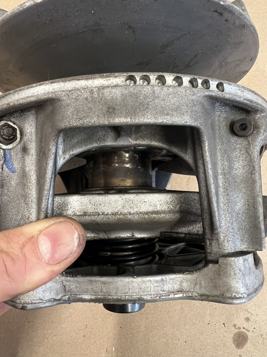 Polaris Primary Clutch Assembly For Parts Or Repair 1323409 B683