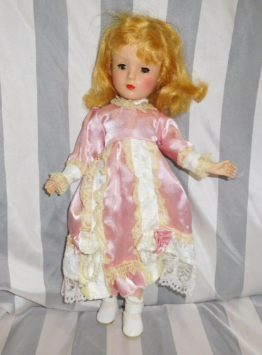 Vtg 13" Doll Marked USA Margaret Sleep Eyes Strawberry Blonde 1950's Plastic #9 - Foto 1 di 9