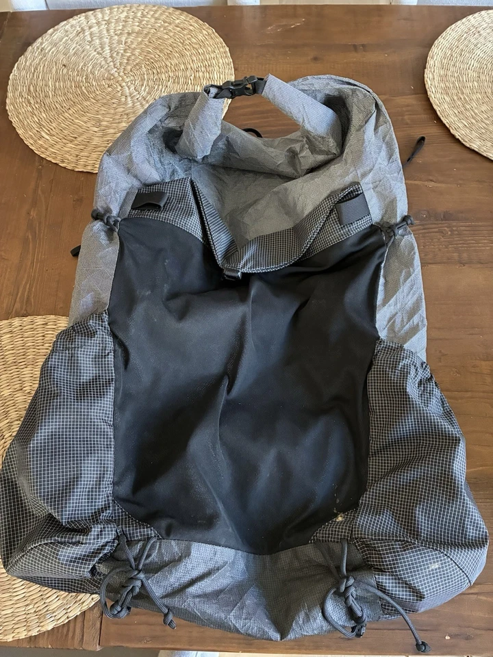 Mochila Black Diamond Beta Lite 45 Foto 2 de 4