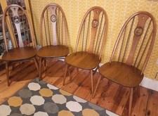 4 x Ercol Windsor Swanback Chairs In Excellent Condition - Gold Badge Inset
