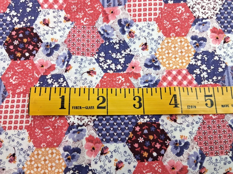 2 yds Hexagon Calico Patchwork Cheater Quilt Fabric Floral Tiny Print Pastel - Image 4 of 4