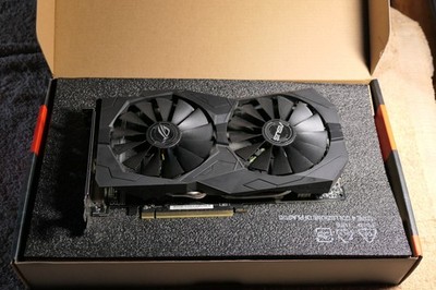 ASUS AMD Radeon RX 560 ROG STRIX O4G EVO GAMING vlt. Defekt